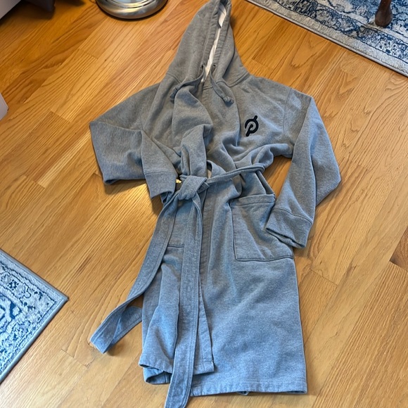 Peloton X Kassatex Grey Limited Edition Hooded Robe S/M - Picture 1 of 8